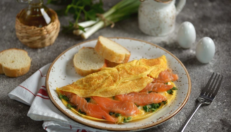 Omelette norvégienne au saumon fumé