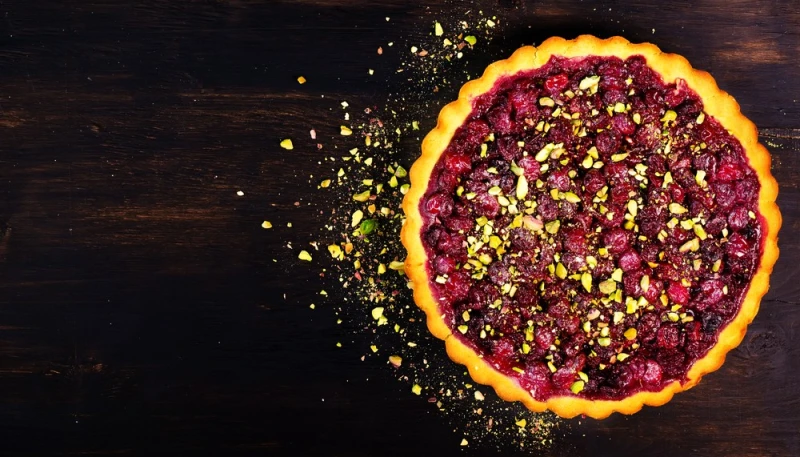 Tarte aux framboises et pistaches