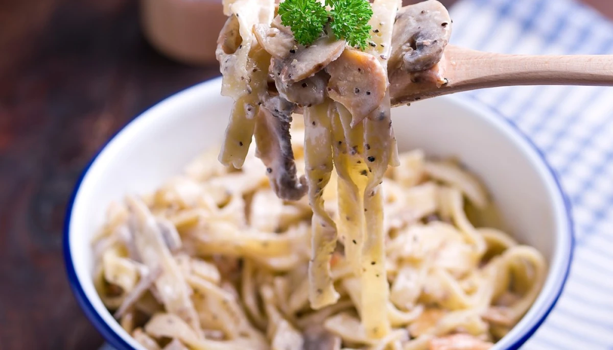Pâtes aux champignons et crème de parmesan