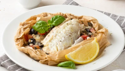 Papillote de cabillaud et légumes au gingembre