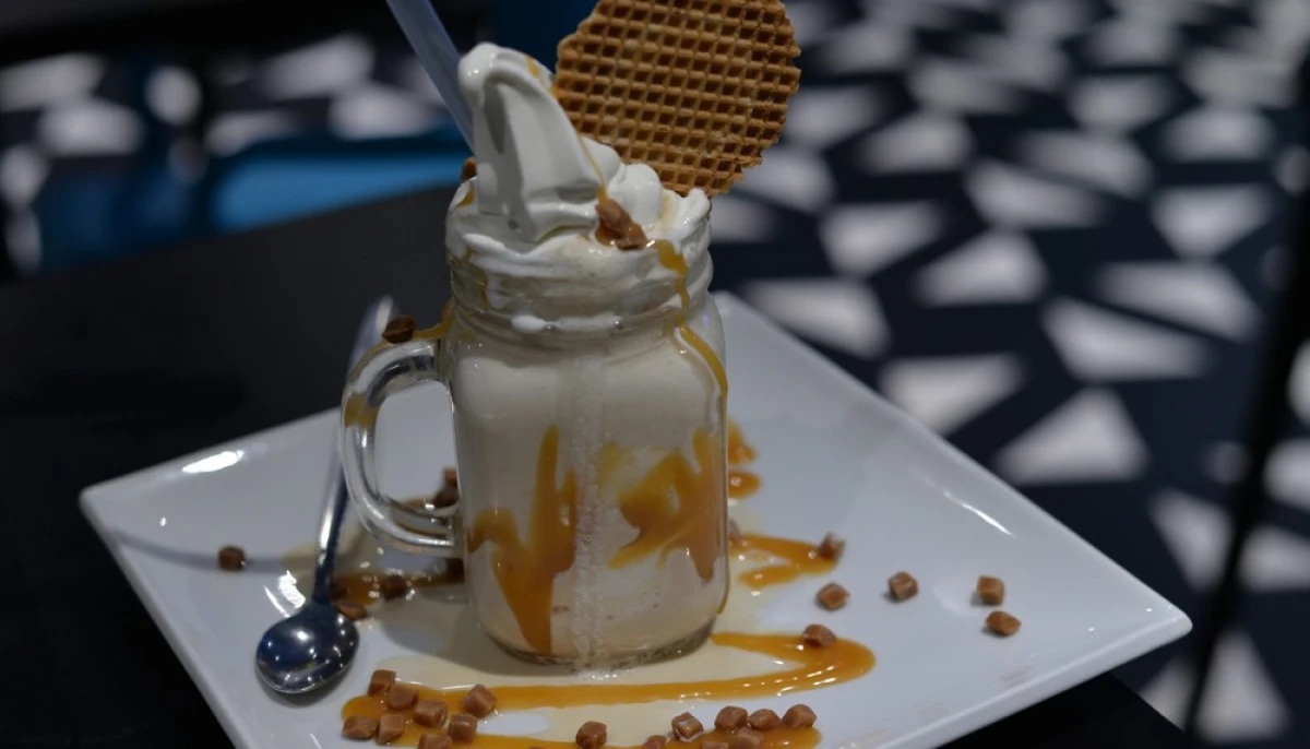 Milkshake caramel gourmand