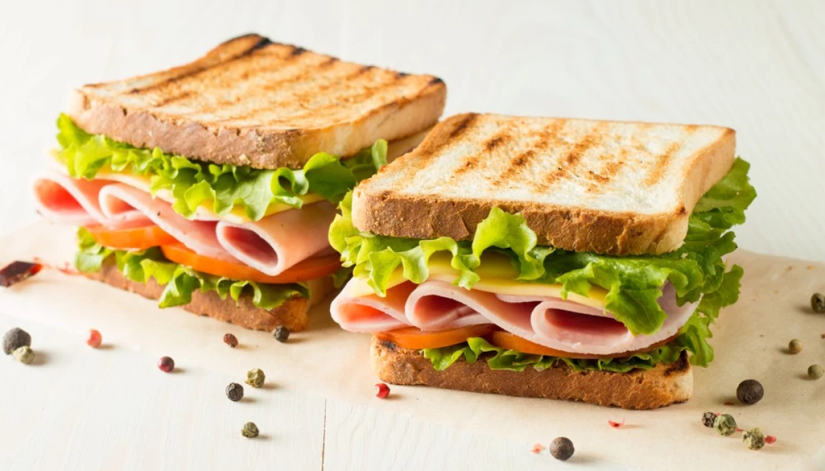 Sandwich club