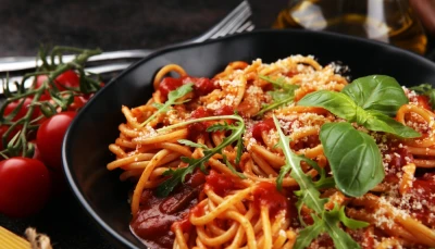 Spaghetti à la sauce tomate maison