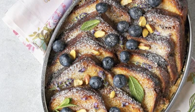 Boudin de pain aux fruits et sauce vanille