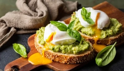 Tartines d'avocat et œuf poché