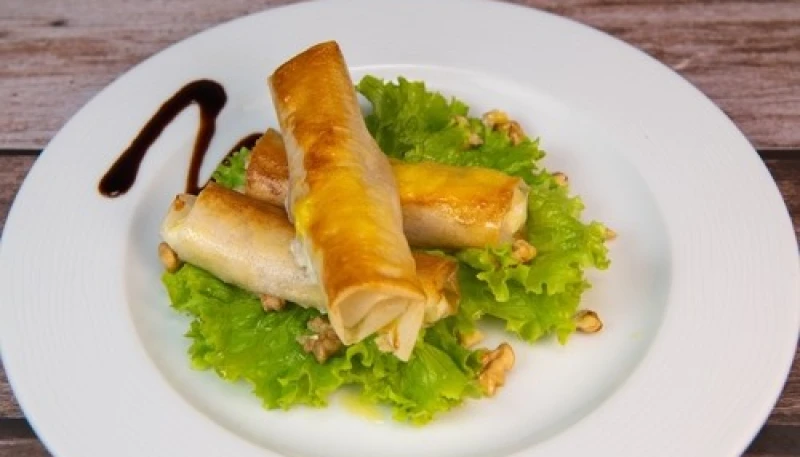 Feuilletés apéritifs chèvre-miel