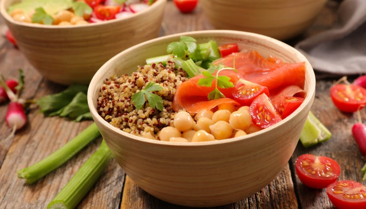 Buddha bowl au saumon fumé