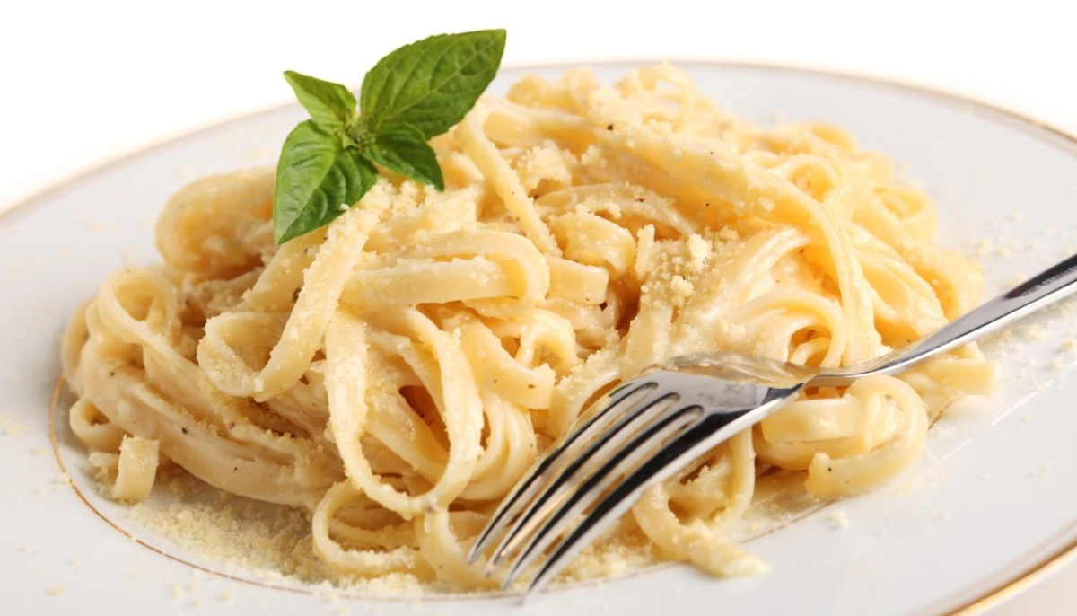 Pâtes au beurre et parmesan