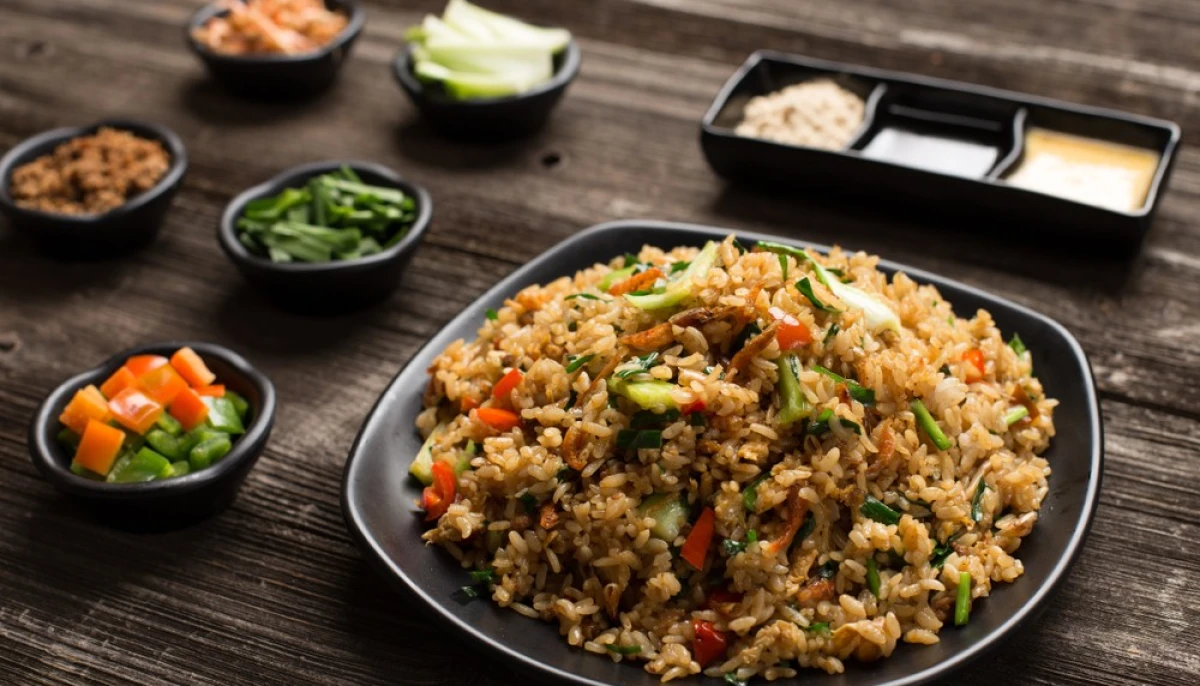 Riz sauté aux légumes