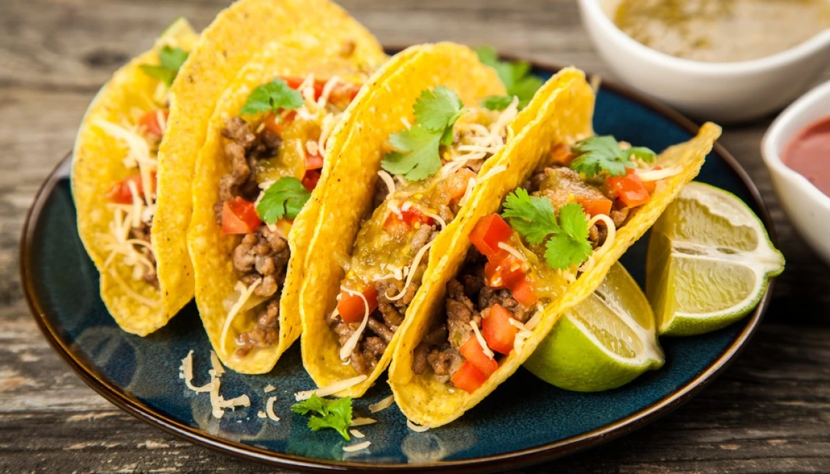 Tacos au poulet mariné et guacamole