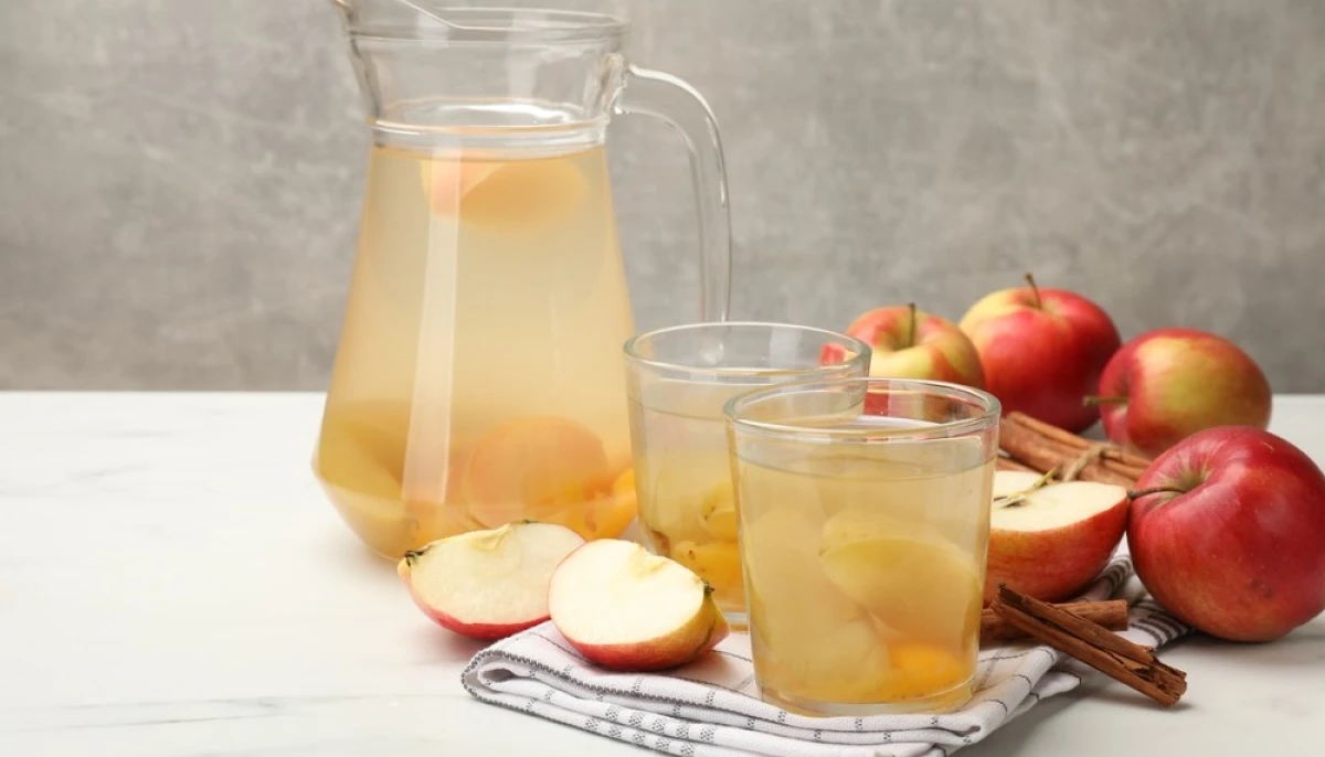 Compote de pommes maison