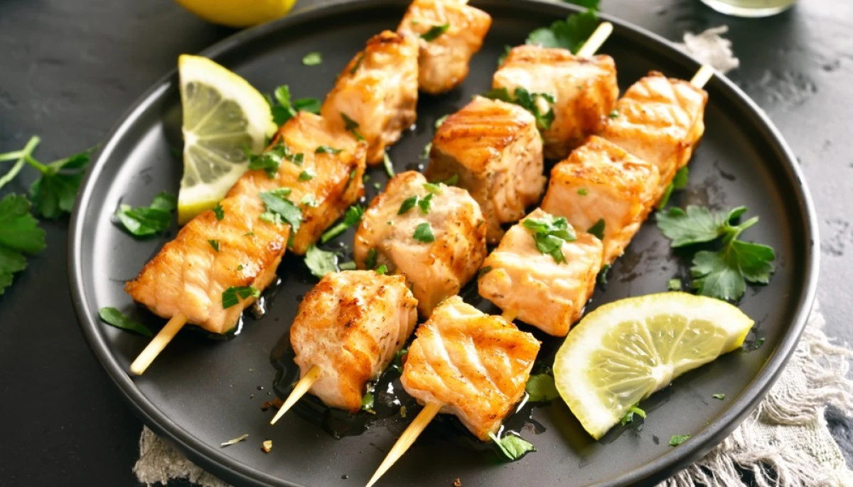 🐟 Brochettes de saumon grillé au citron
