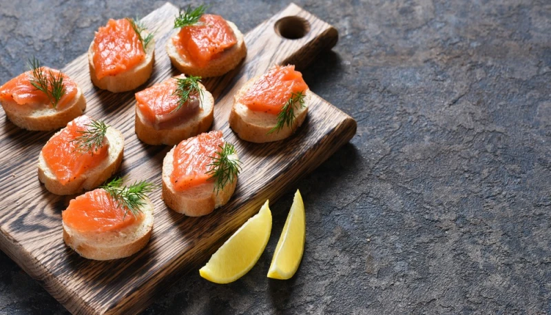 🥖 Toasts au saumon fumé