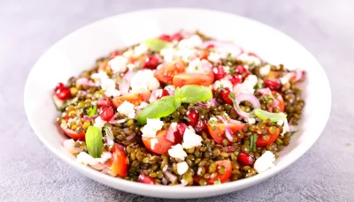 Salade de lentilles au chèvre et tomates cerises