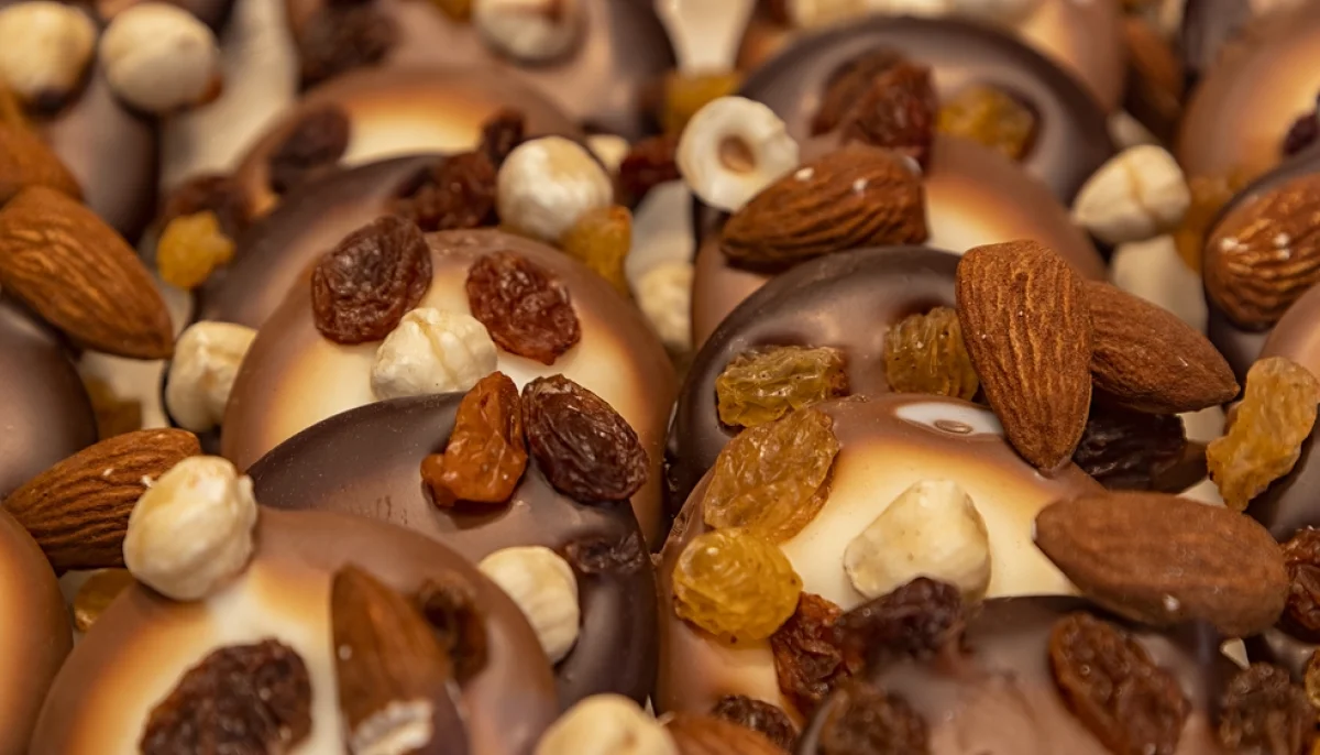 Mendiants chocolat & fruits secs pour noël