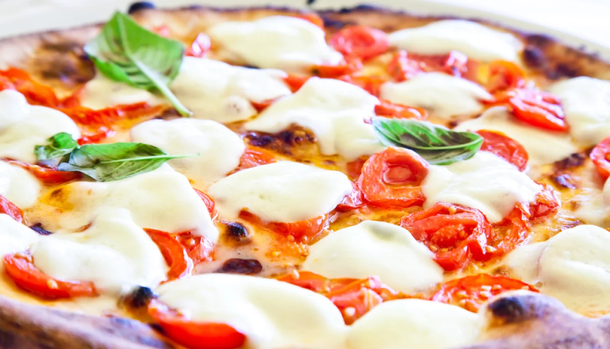 Tarte express à la tomate et mozzarella