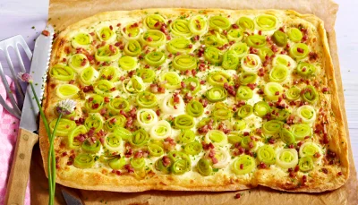 Tarte fine poireaux lardons