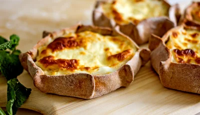 Tartines chaudes au jambon et raclette