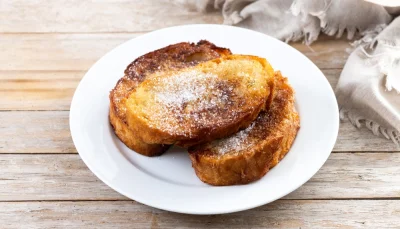Pain perdu doré à la poêle