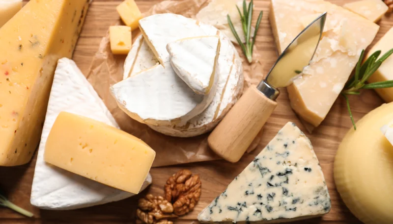 Le monde des fromages : comment les déguster et les associer avec plaisir