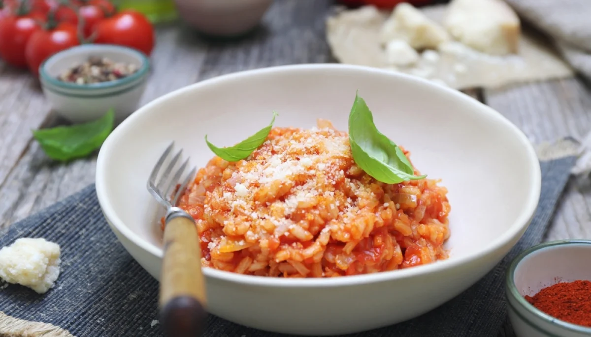 Riz à la tomate épaisse