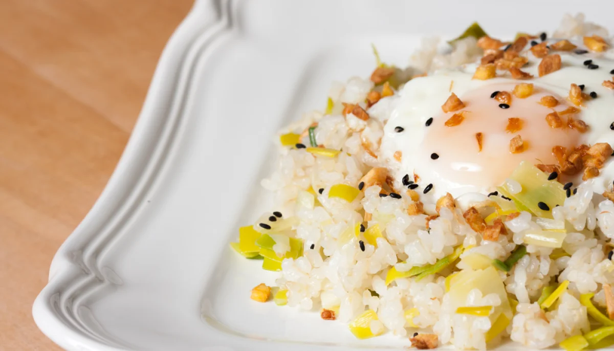 Riz aux poireaux et œuf mollet