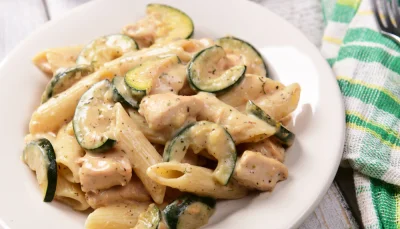 One pot pâtes poulet courgette