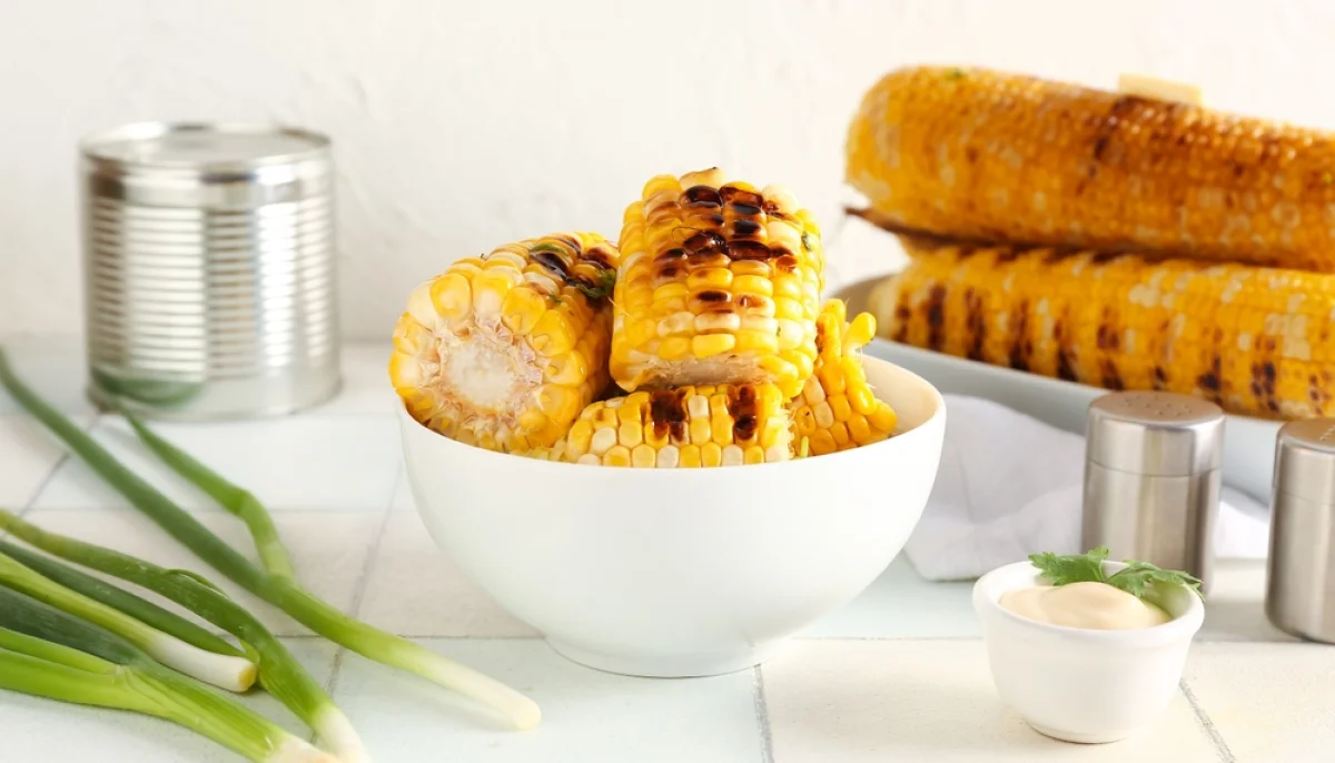 Épis de maïs grillés au barbecue