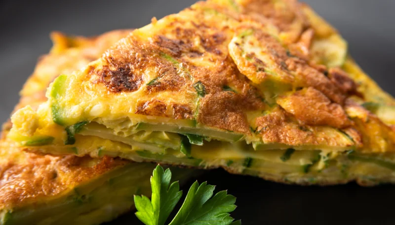 Omelette courgette fromage