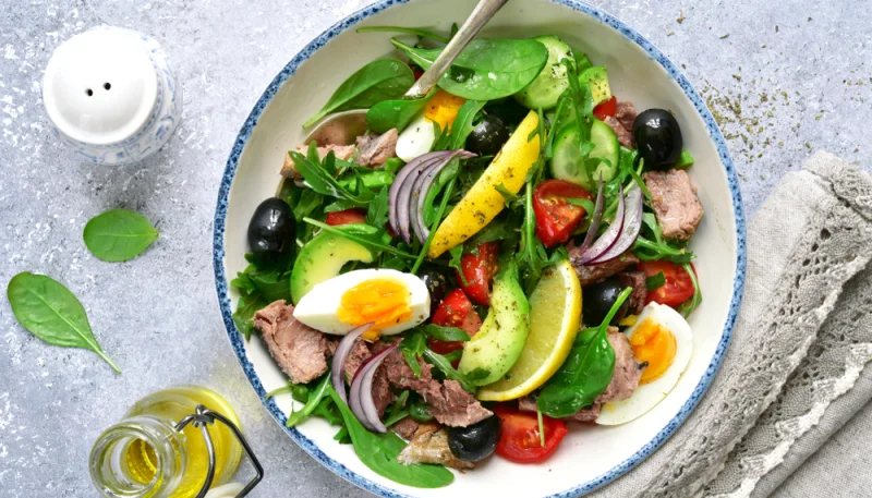 10 salades composées pour booster votre forme tout l’été