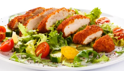 Salade poulet croquant sauce miel-moutarde