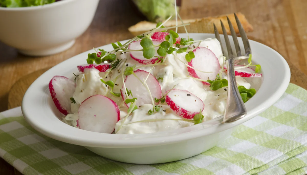 Salade radis fromage frais