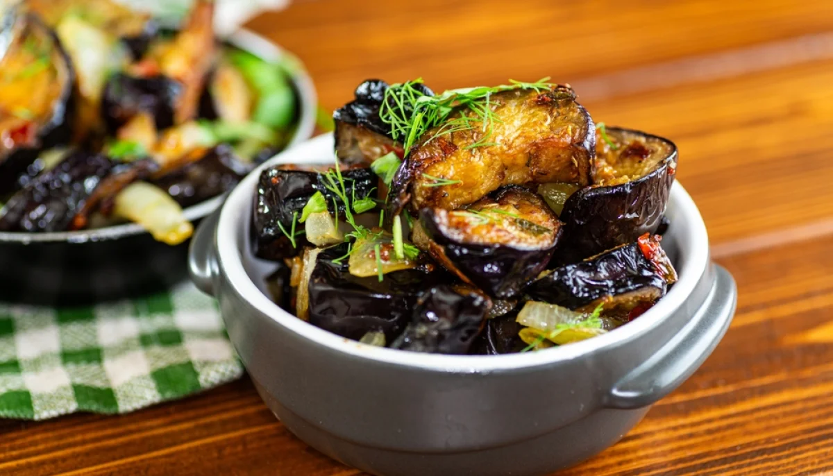 Aubergines rôties à l'ail et herbes
