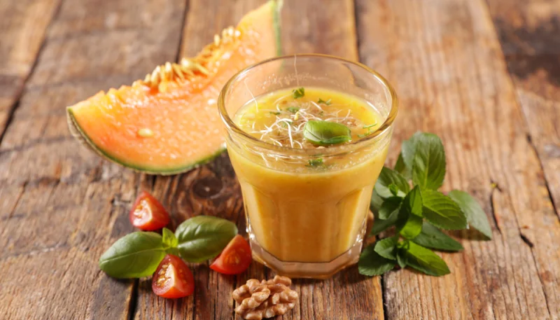 Gaspacho melon tomate basilic
