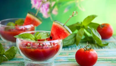 Gaspacho pastèque tomate basilic