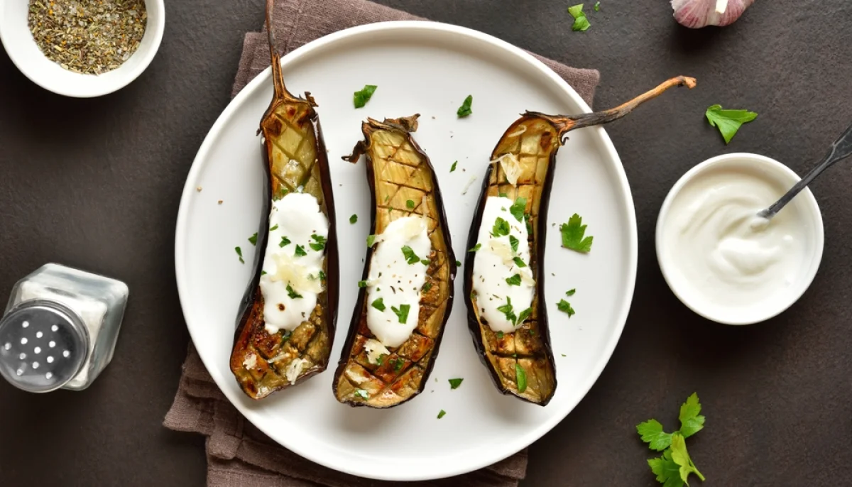 Aubergines grillées sauce yaourt citron