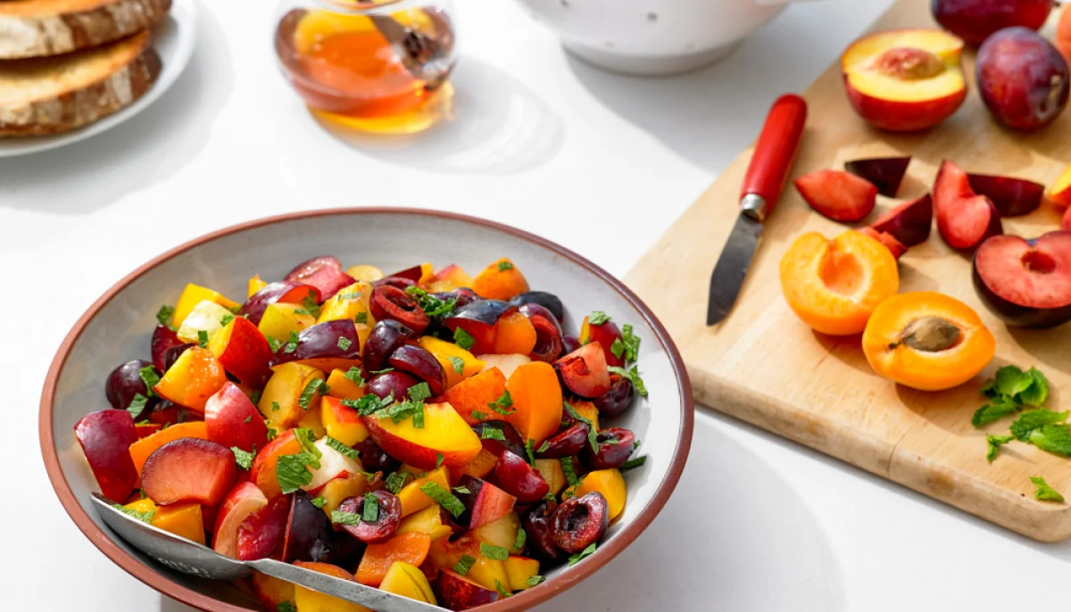 Salade de fruits d’été à la menthe