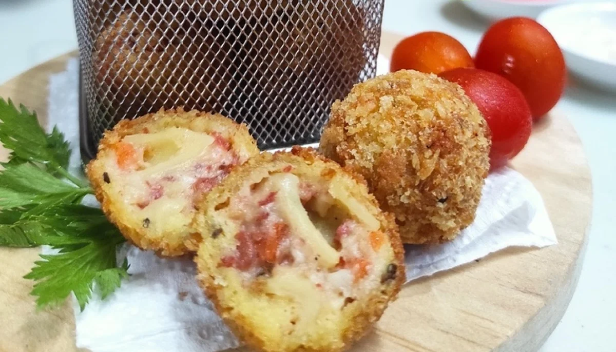 Croquettes de pommes de terre au jambon et fromage