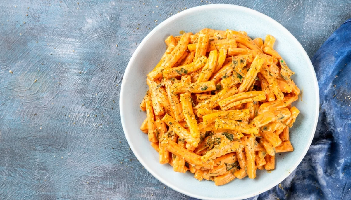 Gratin de pâtes orange au cheddar et courge