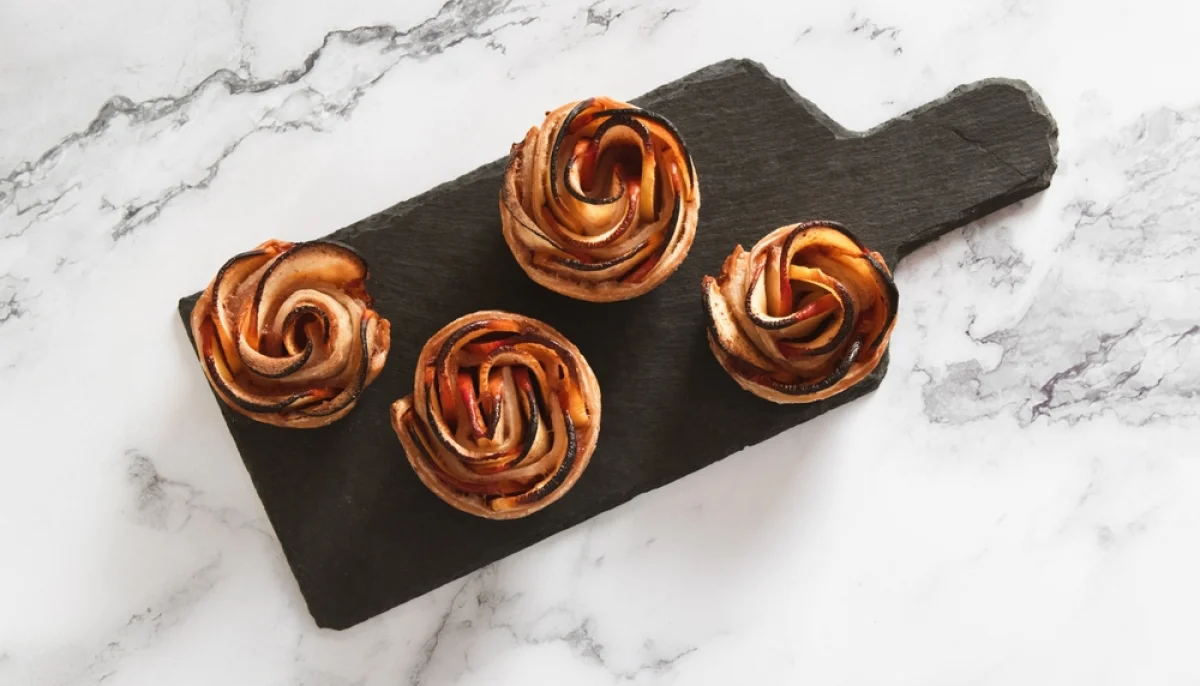 Roses feuilletées pomme et pâte à tartiner