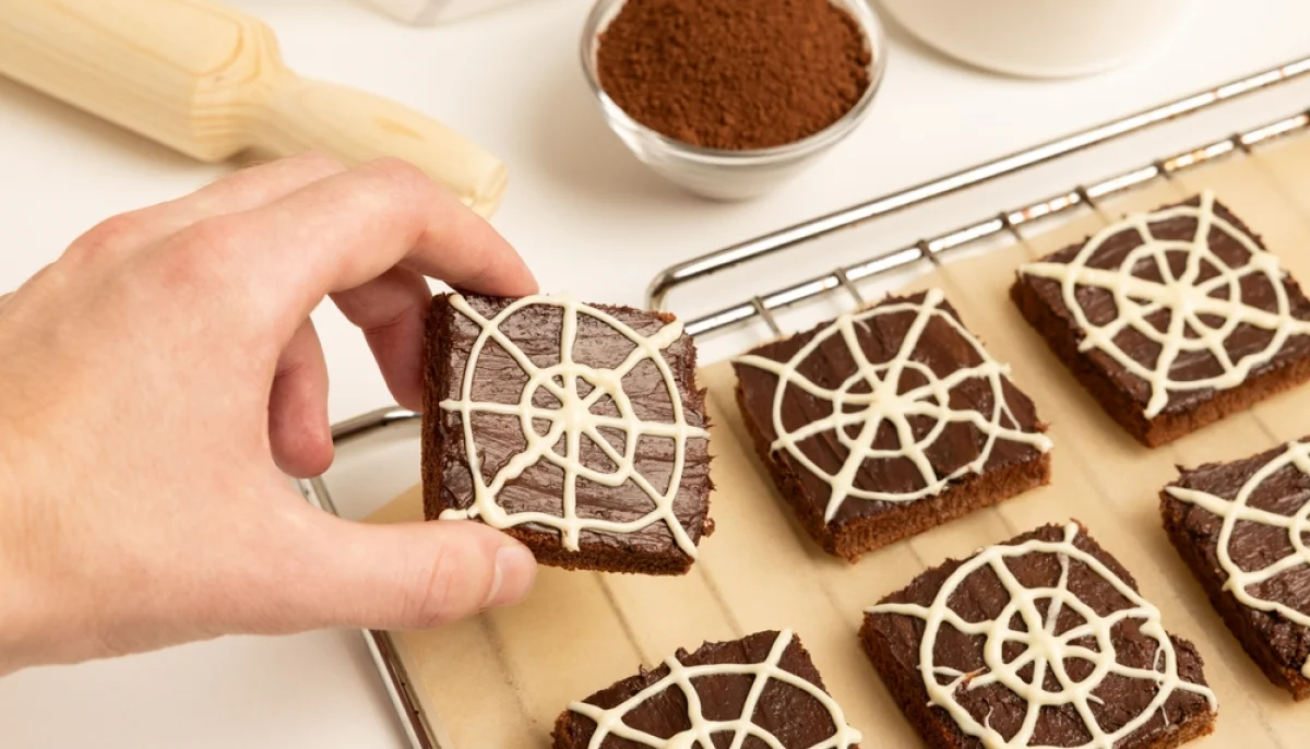 Entremets chocolat-orange toile d’araignée