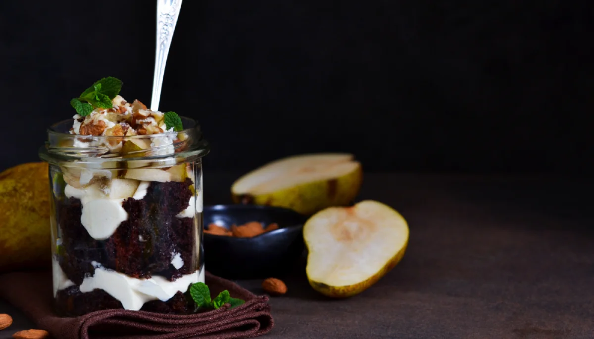 Verrines poire, chocolat et crème de marrons